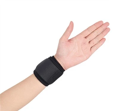 Braket Pelindung Splint pergelangan tangan